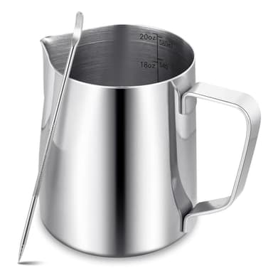 Pichet Mousseur à Lait pour Machine à Café,600 ml/20 oz en Acier Inox 304 avec Stylo,Accessoires de Barista en Métal pour Cappuccino,Latte et Expresso,Passe au Lave-Vaisselle