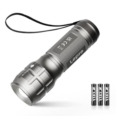 Lighting EVER Lepro Lampe Torche L8000 Puissante, Lampe de Poche Zoomable Étanche IPX4, 3 AAA Piles Compris, Design Compact pour Camping, Randonnée, Urgences, Promener un Chien, Gris Argenté